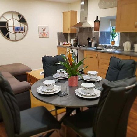 The Musical Ceol Cottage 1-Bedroom - Sleeps Four Ballynahinch المظهر الخارجي الصورة