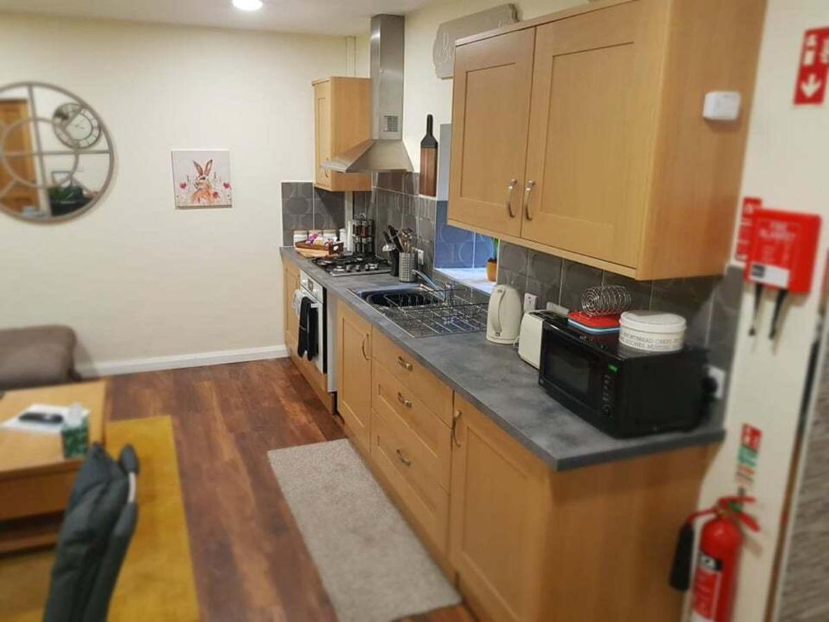 The Musical Ceol Cottage 1-Bedroom - Sleeps Four Ballynahinch المظهر الخارجي الصورة