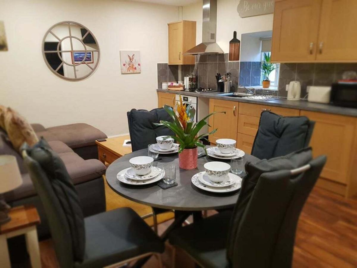 The Musical Ceol Cottage 1-Bedroom - Sleeps Four Ballynahinch المظهر الخارجي الصورة